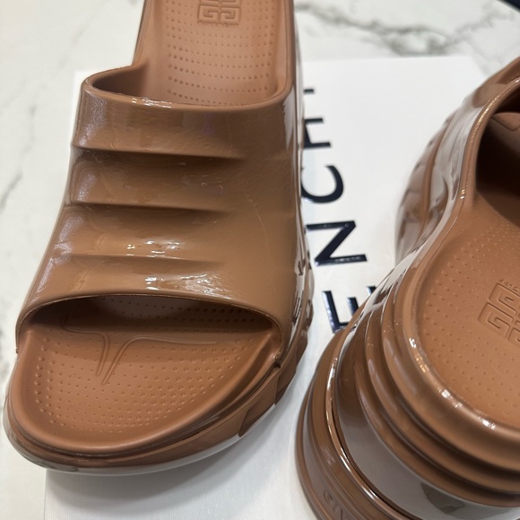 Givenchy Marshmallow wedge sandals Clay  in rubber size 38 - Picture 10 of 17